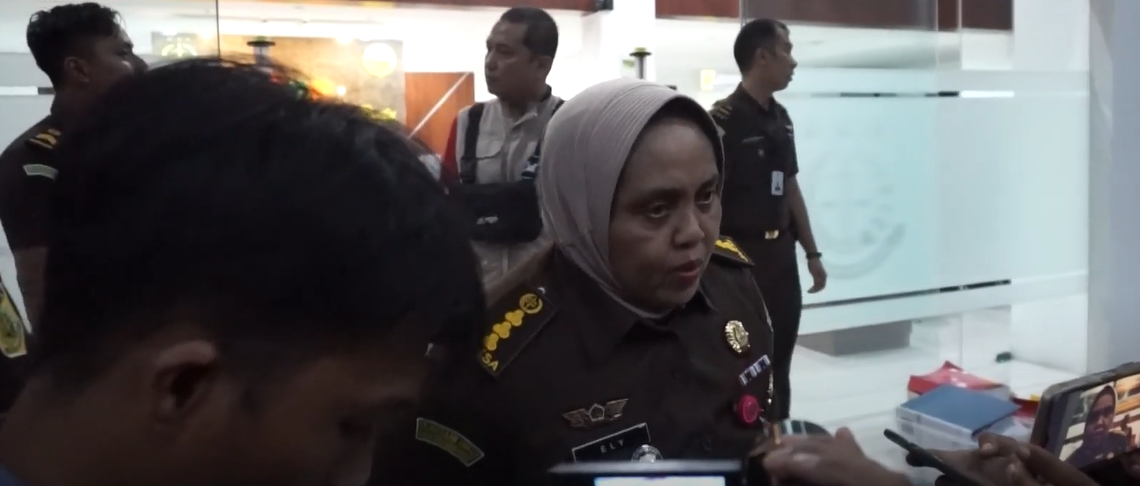 Penyidik Pidsus Kejati NTB tetapkan Kadis ESDM Provinsi NTB & RA dari PT. AMG tersangka kasus korupsi
