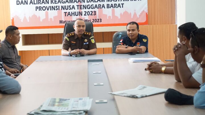 Kejati NTB menerima kunjungan LSM Garuda Indonesia terkait Indikasi Korupsi PDAM Lombok Timur