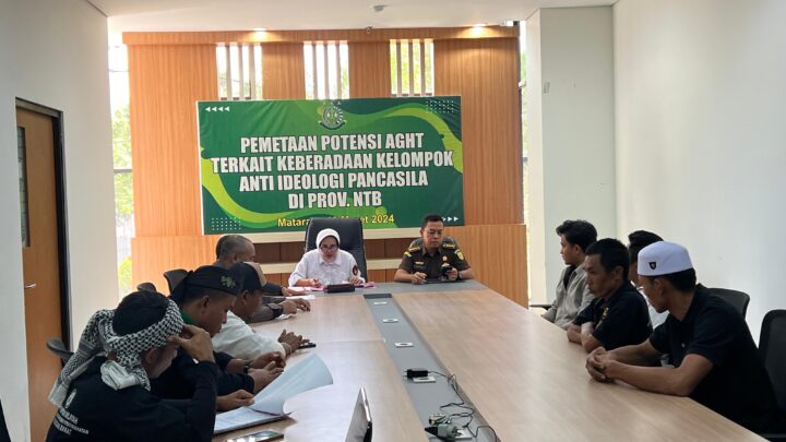 HEARING Kejati NTB dengan LSM Lembaga Investigasi dan Informasi Kemasyarakatan (LIDIK) NTB