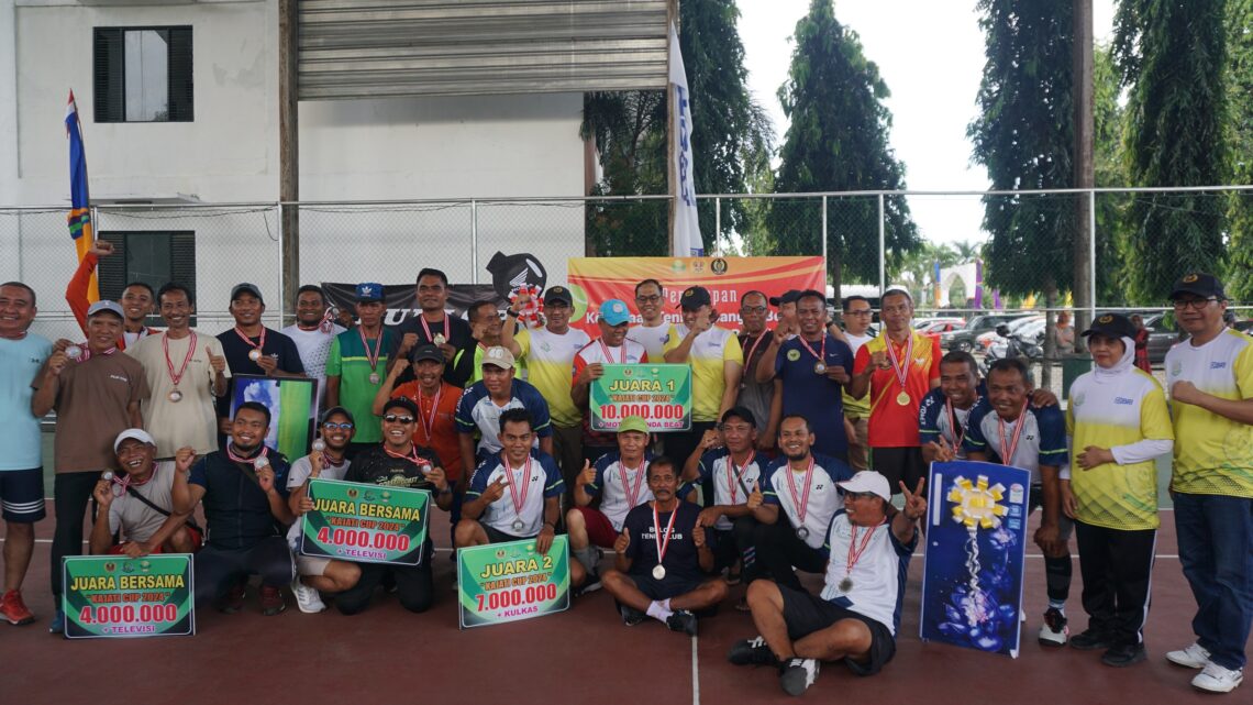 Acara Penutupan Kejuaraan Tenis “Kajati Cup” Tahun 2024 Sekaligus Penyerahan Hadiah Bagi Para Pemenang