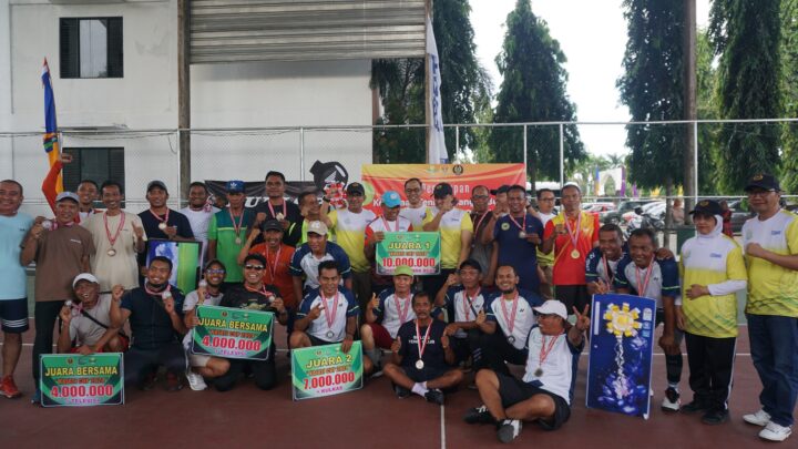 Acara Penutupan Kejuaraan Tenis “Kajati Cup” Tahun 2024 Sekaligus Penyerahan Hadiah Bagi Para Pemenang