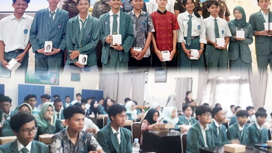 JAKSA MASUK SEKOLAH KEJAKSAAN TINGGI NUSA TENGGARA BARAT DI SMA NEGERI 2 MATARAM