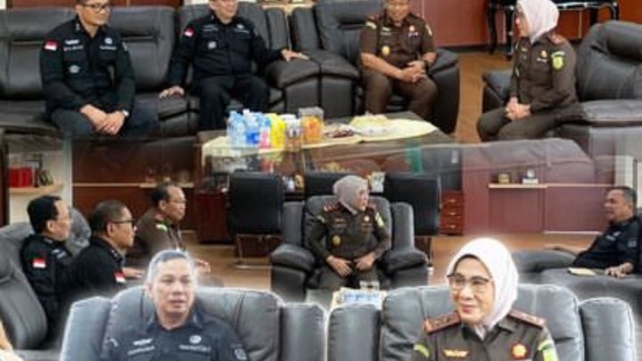 KUNJUNGNA KERJA INSPEKTUR I PADA INSPEKTORAT JAKSA AGUNG MUDA PENGAWASAN DI KEJAKSAAN TINGGI NUSA TENGGARA BARAT