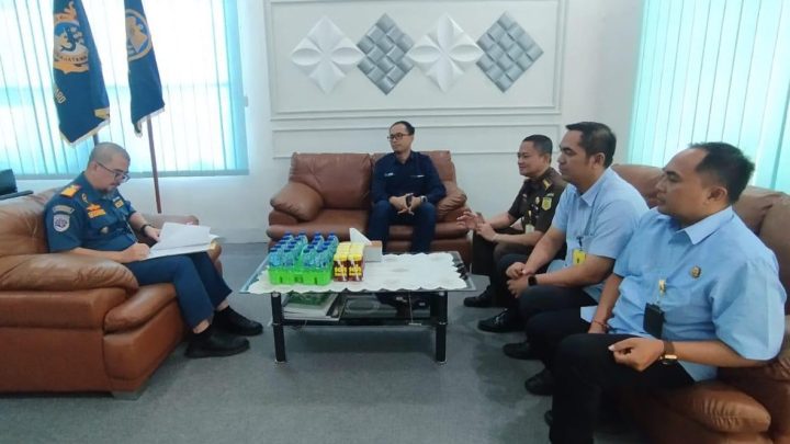 KOORDINASI DAN DISKUSI ANTARA ASISTEN PERDATA DAN TATA USAHA NEGARA KEJAKSAAN TINGGI NTB DENGAN KANTOR KESYAHBANDARAN DAN OTORITAS PELABUHAN LEMBAR (KSOP) LOMBOK BARAT TERKAIT TATA KELOLA SEBELUM DAN SESUDAH PENANGANAN PERKARA TINDAK PIDANA KORUPSI (KERJASAMA BIDANG DATUN DAN PIDANA KHUSUS)