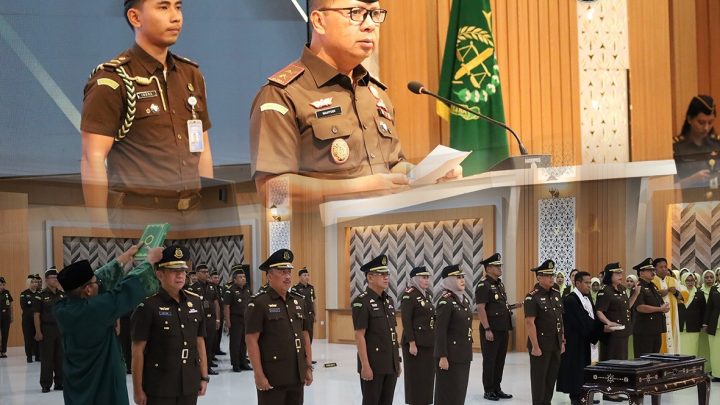 PELANTIKAN, PENGAMBILAN SUMPAH DAN SERAH TERIMA JABATAN WAKIL KEPALA KEJAKSAAN TINGGI NTB SERTA PEJABAT ESELON III DI LINGKUNGAN KEJAKSAAN TINGGI NUSA TENGGARA BARAT