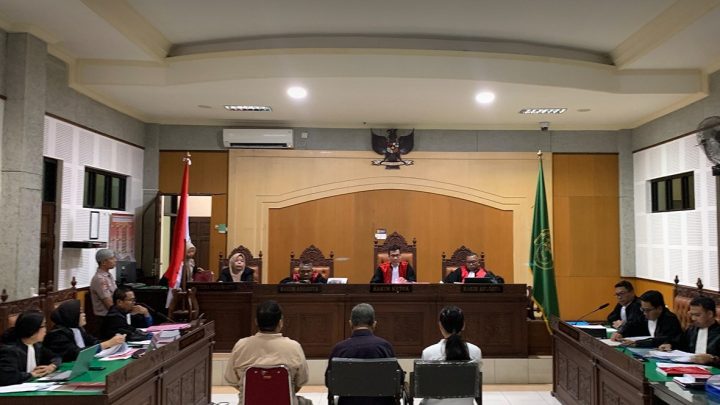 SIDANG PERKARA DUGAAN TINDAK PIDANA KORUPSI LOMBOK CITY CENTER (LCC) LOMBOK BARAT