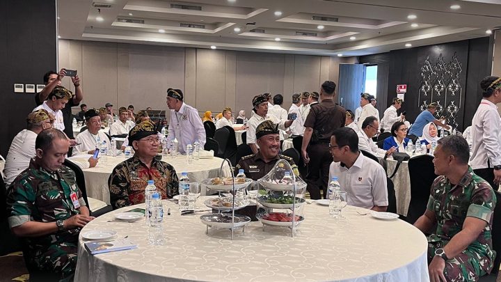 PEMBUKAAN MUSYAWARAH PROVINSI (MUPROV) KE-VIII KAMAR DAGANG DAN INDUSTRI (KADIN) NUSA TENGGARA BARAT