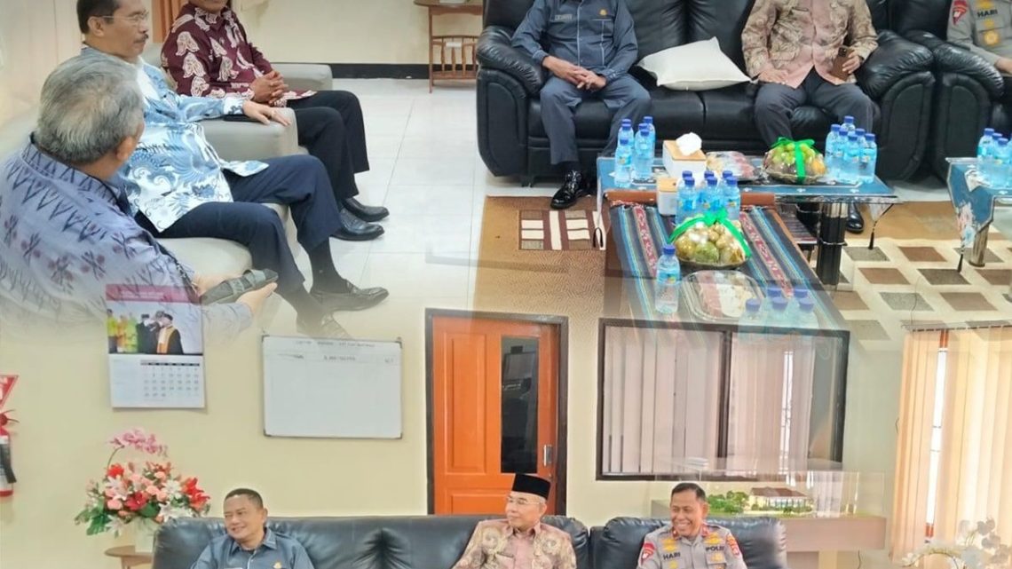 KAJATI NTB YANG DIWAKILI ASDATUN MENGHADIRI ACARA PISAH SAMBUT KETUA PENGADILAN TINGGI TATA USAHA NEGARA MATARAM