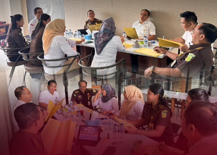 RAPAT EVALUASI PENILAIAN KINERJA BIDANG PERDATA DAN TATA USAHA NEGARA SE-NTB TAHUN 2025