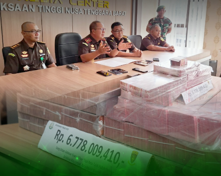 KEJATI NTB MENERIMA PENGEMBALIAN KERUGIAN NEGARA SEBESAR 6,7 MILIAR TERKAIT KASUS TINDAK PIDANA KORUPSI PENGADAAN TANAH UNTUK PEMBANGUNAN PRASARANA DAN SARANA OLAHRAGA PEMERINTAH DAERAH DI KAWASAN SAMOTA KABUPATEN SUMBAWA TAHUN 2022-2023