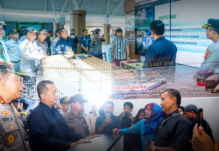 KAJATI NTB TURUT SERTA MEMANTAU POS PENGAMANAN DAN TITIK SIMPUL TRANSPORTASI DALAM RANGKA MEMANTAU KESIAPAN PENGAMANAN ANGKUTAN LEBARAN 2026